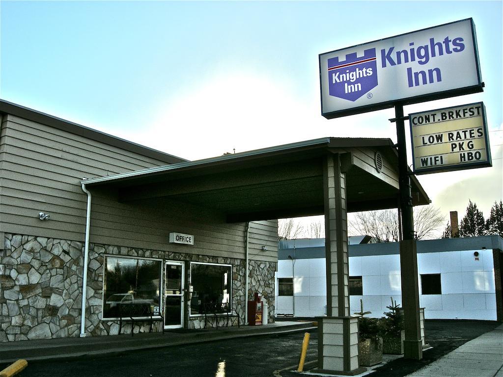 Knights Inn - Baker City Exterior foto